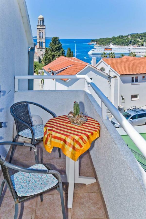 Apartments Jacky Hvar Town Eksteriør bilde
